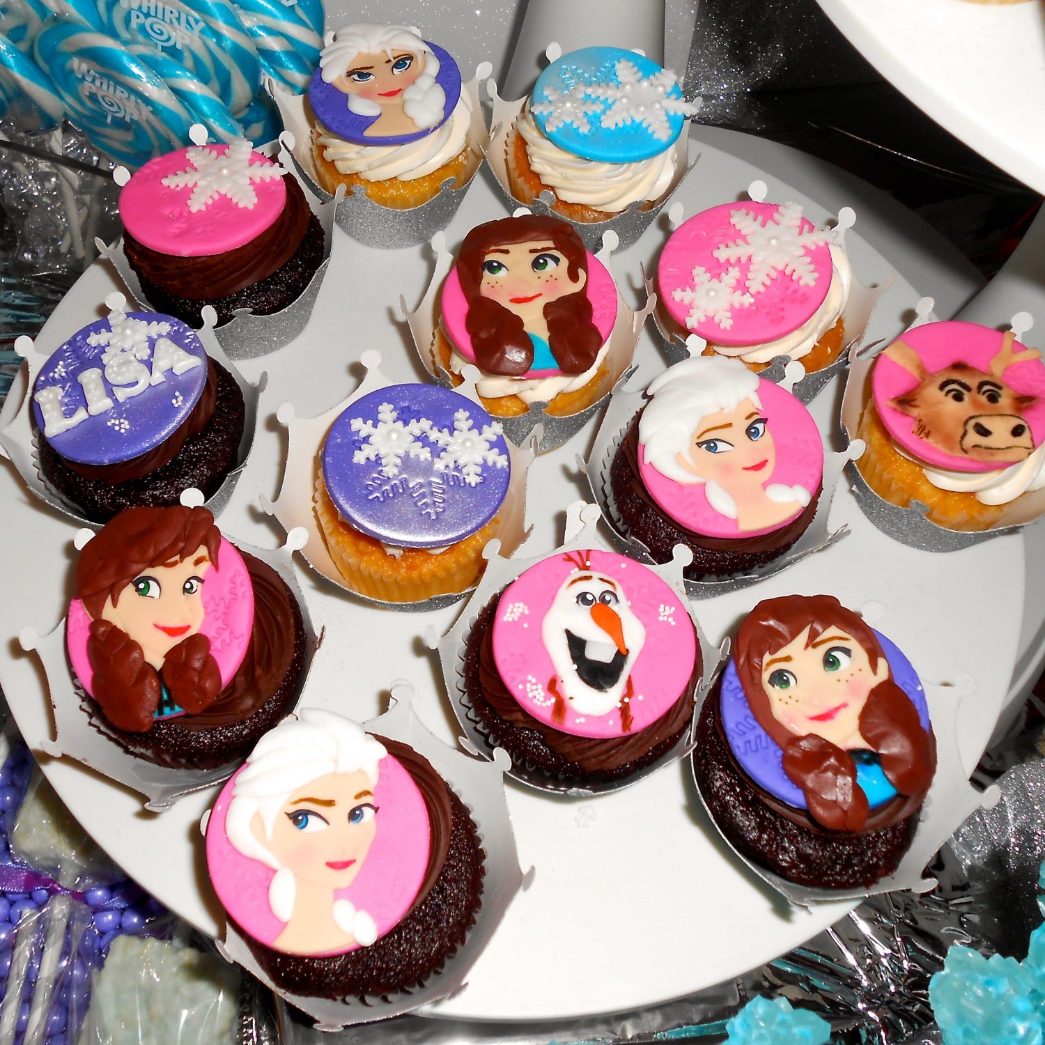 Ana and Elsa Cupcake Toppers